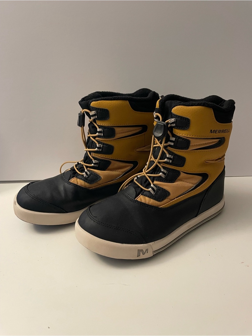 Merrell Kids Black and Mustard Lace-Up Winter Boots